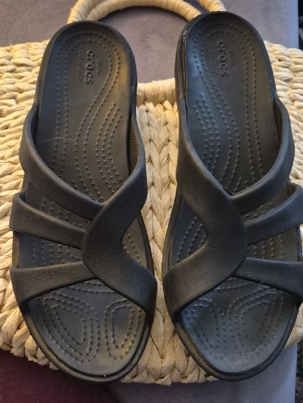 CROCS Women's Black Crisscross Comfort Slide Sandals